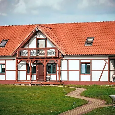 Mewa Lodge *